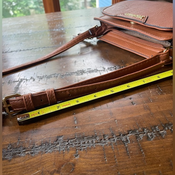 Enzo Angiolini Brown Leather Purse - Picture 13 of 14